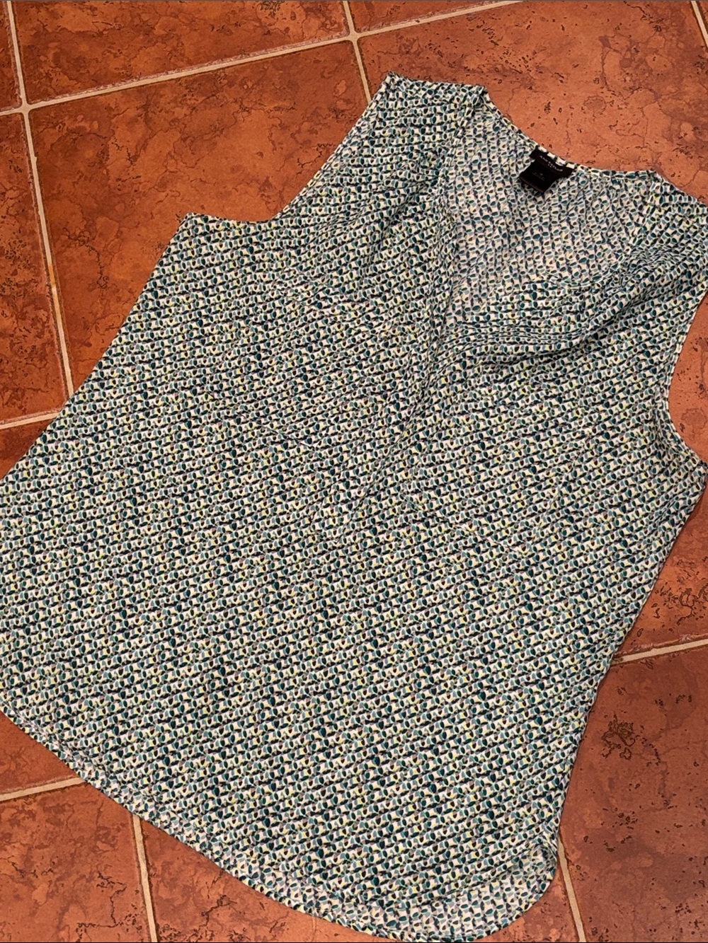 ANN TAYLOR med sleeveless blouse